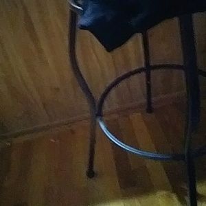 Meet your Posher, Leonardo